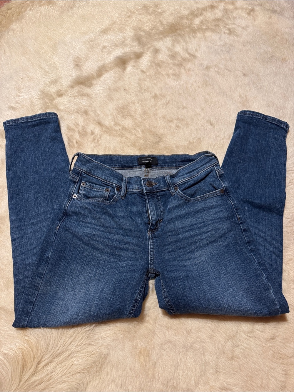 Banana Republic Women's Dark Blue Cropped Girlfriend Jeans
